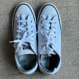 White Converse Chuck Taylor Madison Low Top